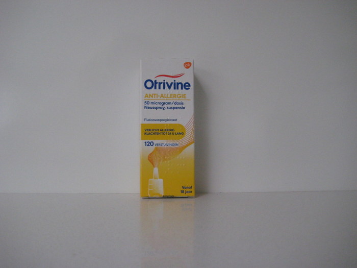 OTRIVINE ALLERGIE 50MCG SPRAY (120DOS)