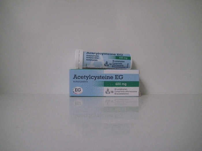 ACETYLCYSTEINE EG 600 MG (10BRUI)